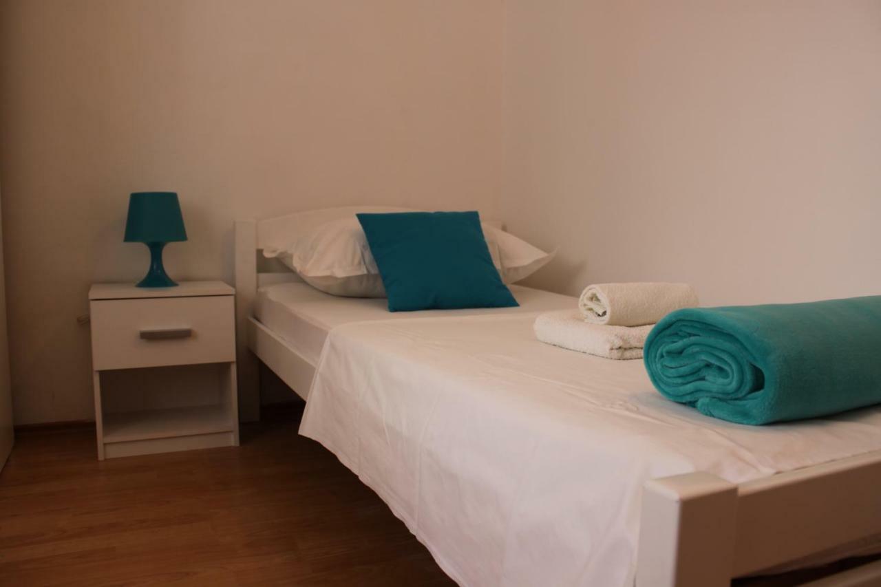 Adria Apartments Stobreč Exteriör bild